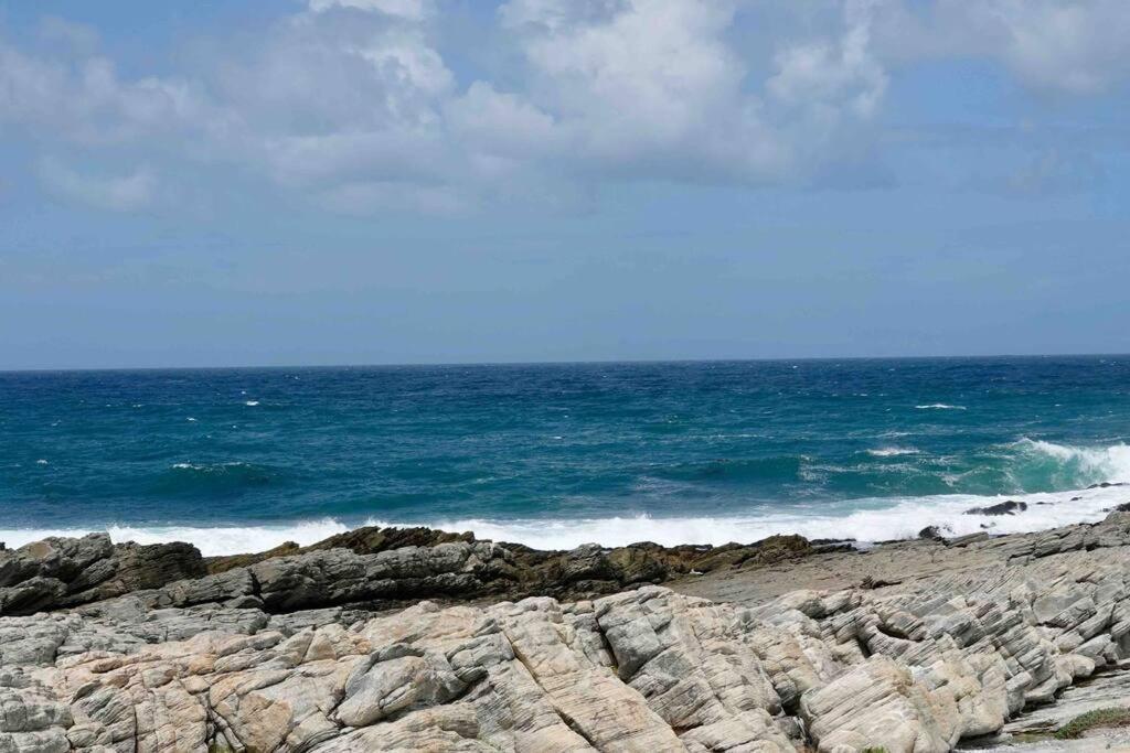 Whales & Waves Villa Hermanus Buitenkant foto