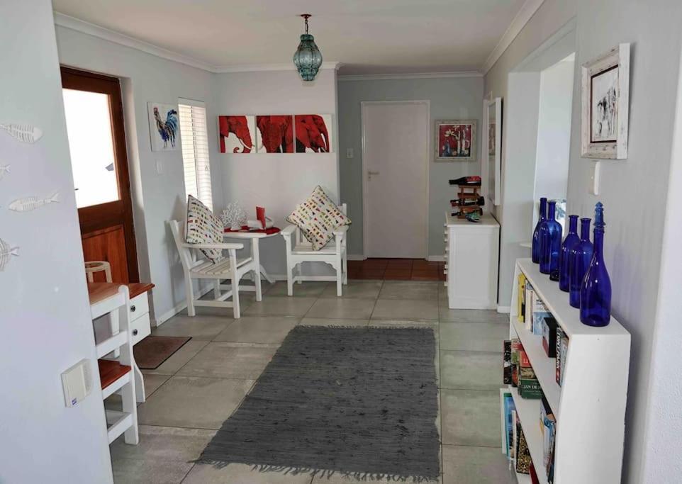 Whales & Waves Villa Hermanus Buitenkant foto