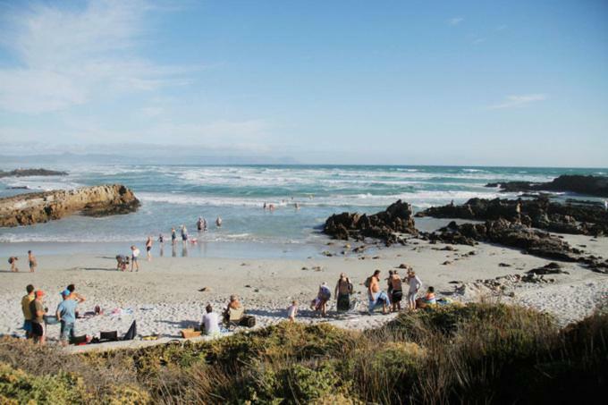 Whales & Waves Villa Hermanus Buitenkant foto